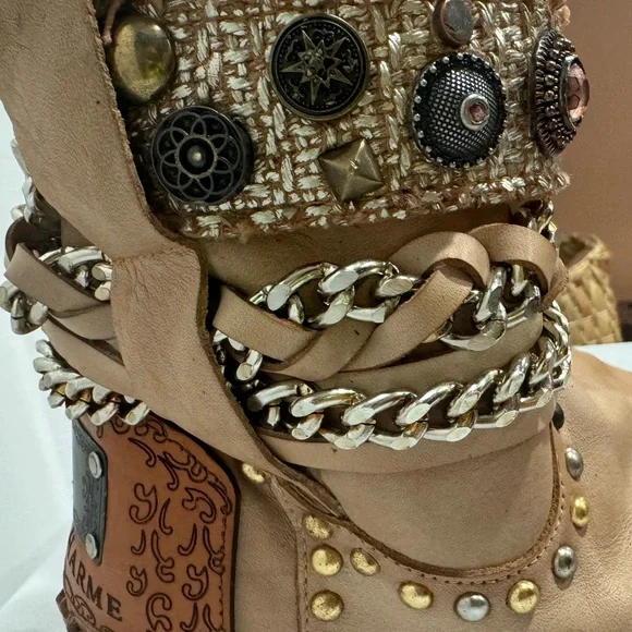 Karma of Charme Italian Crafted Handstitched Leather Bohemian Boots - Picture 6 of 10